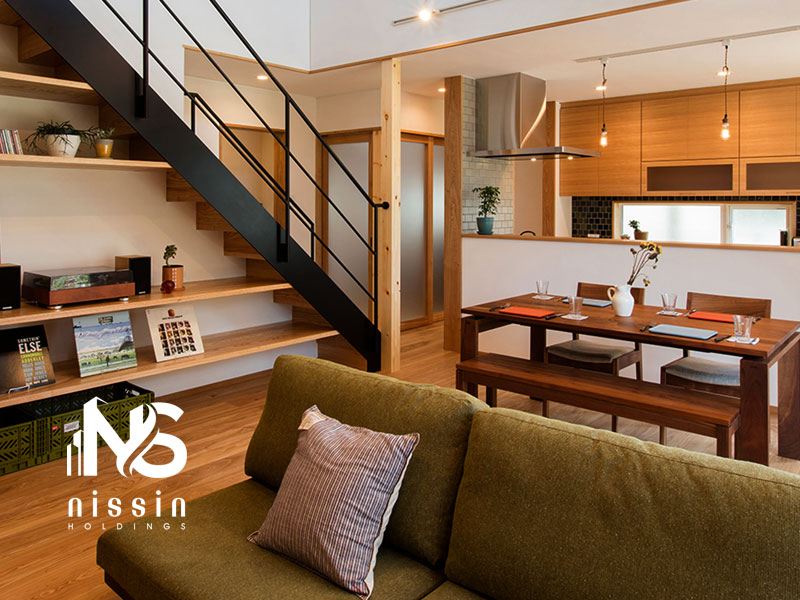 日進ホールディングス